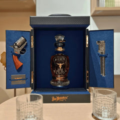 Doc Holliday 10 Years Old With Revolver Bourbon Whiskey 700ml